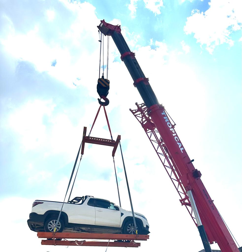 Frota de guindastes da Tropical pronta para atendimento em todo o Brasil